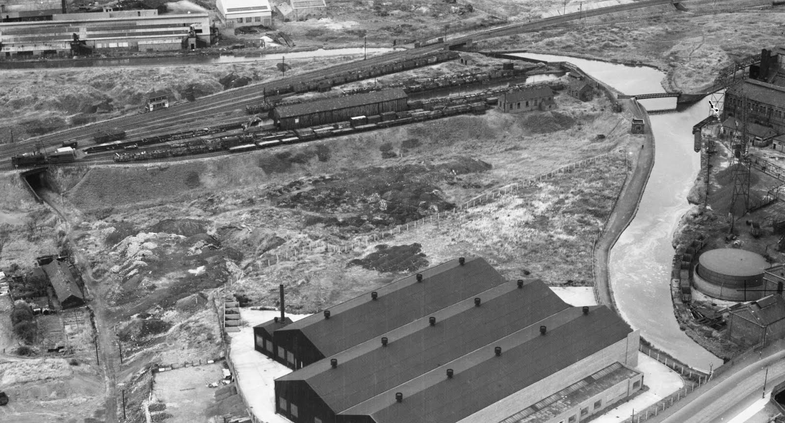 Captain Ahab's Watery Tales Balls Hill Branch Canal