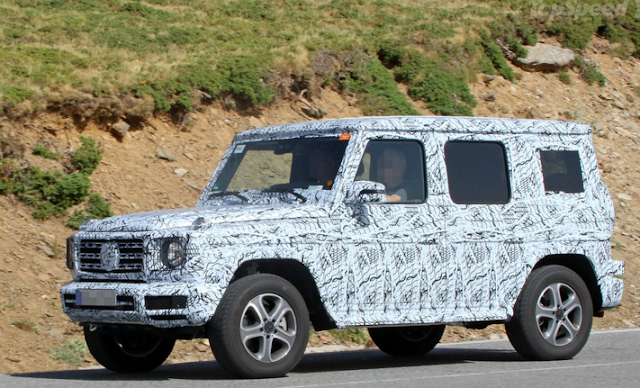 2018 Mercedes-Benz G-Wagen Exterior & Interior 2018 Mercedes-Benz G-Wagen Spied Cars Redesigned, Reviews, Redesign, Exterior & Interior, Powertrain, Performance, Release Date And Price