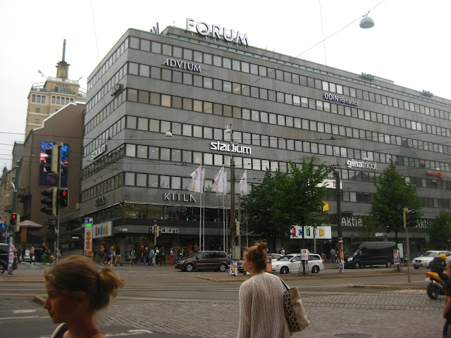 Forum Shopping Center Helsinki, Finland Deniz ile Devri Alem denizmontreal.blogspot.com