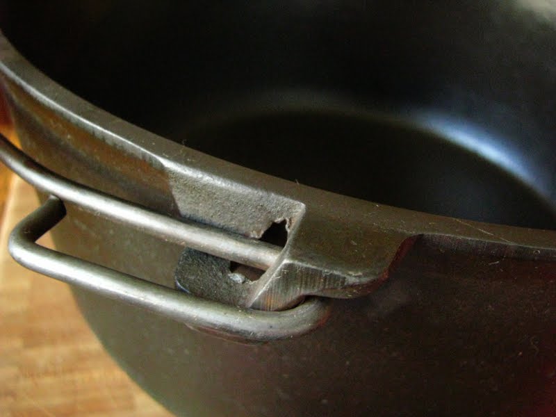 CakeWalk ReSeasoning Cast Iron Why Do I Do This Stuff on the Hottest