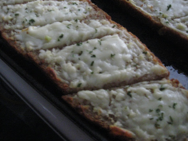 Garlic Cheese Bread