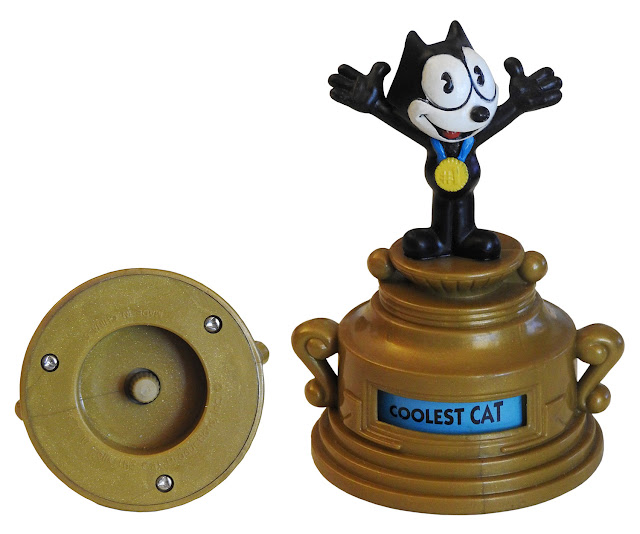 A trophy with changeable text of Felix the Cat.