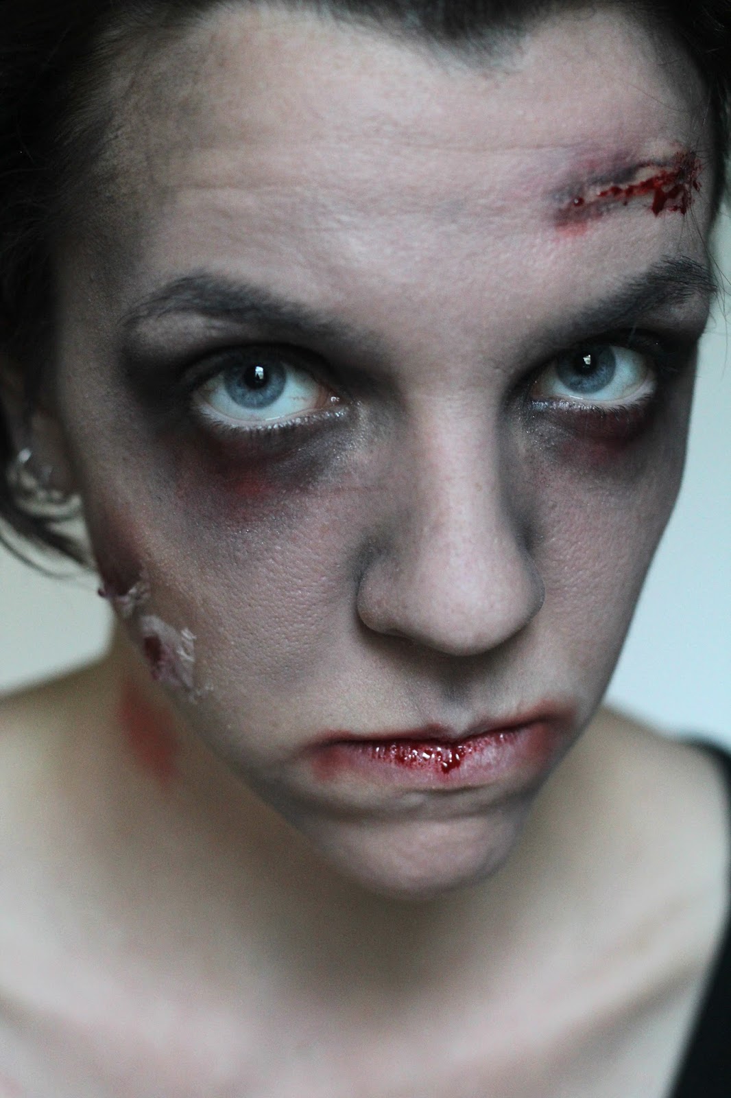 How To Do Zombie Eye Makeup