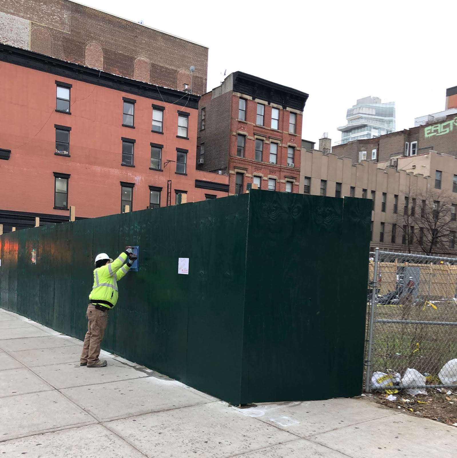 EV Grieve Plywood arrives on 7th Street and 2nd Avenue; excavation