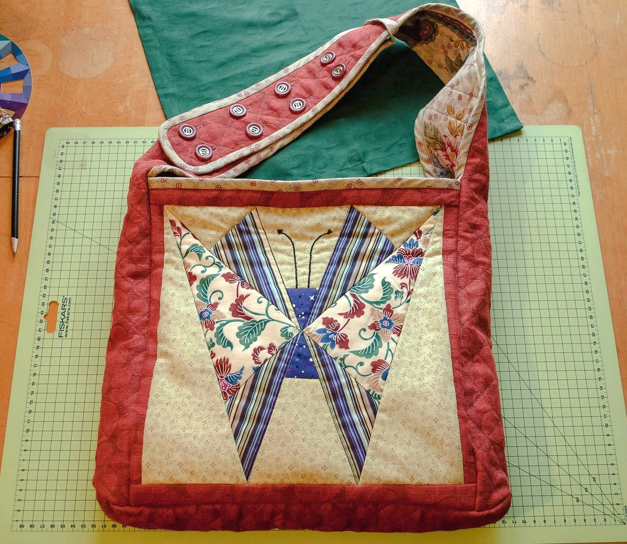 How to make Patchwork Bag "Butterfly". Step by step photo DIY tutorial. 