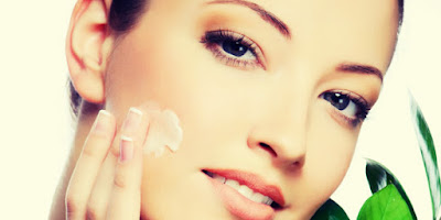 Penggunaan BB Cream Untuk Kecantikan Wajah Penggunaan BB Cream Untuk Kecantikan Wajah