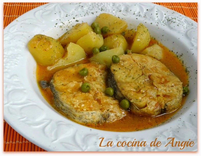 La cocina de Angie: GUISO DE MERLUZA Y PATATAS (Cádiz)