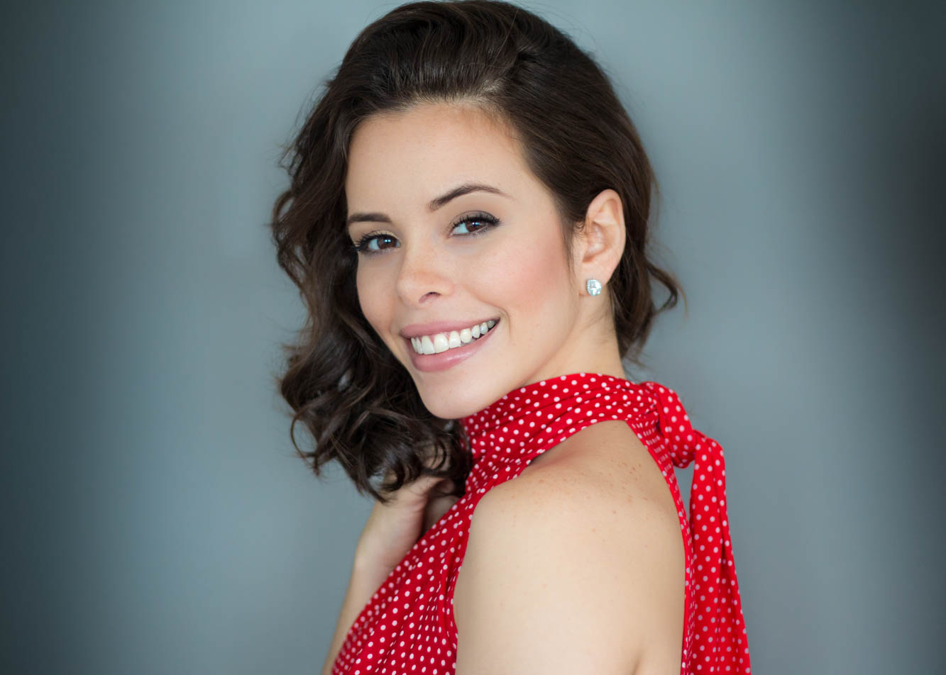 fabi bang a bruxa glinda do musical wicked estará em rock story