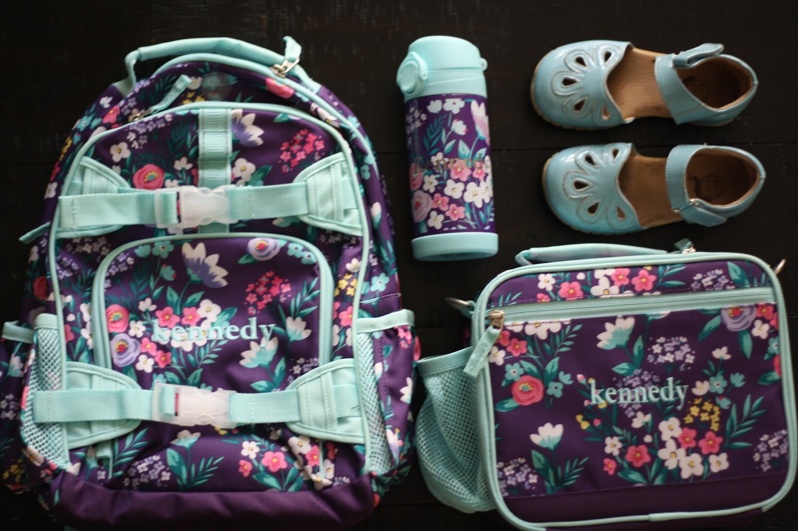 bento box that fits in pottery barn lunch box