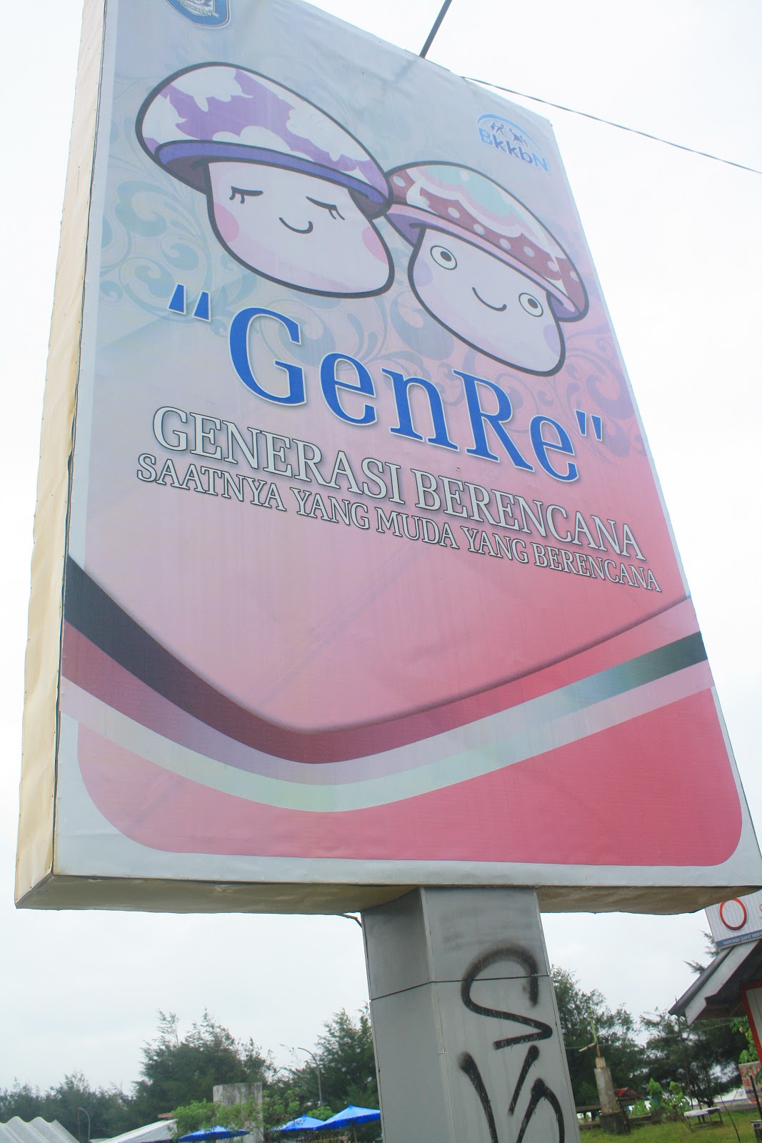 ayyi: 5 Baliho/Banner bermakna di sepanjang Pantai Panjang Bengkulu