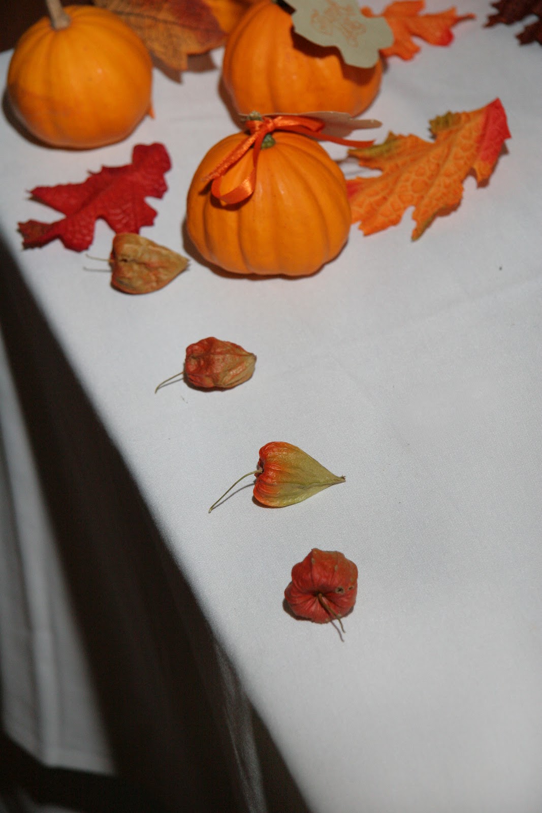 Fall Wedding Ideas Fall Favor Ideas minipumpkins!
