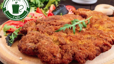 Milanesa rellena con ensalada primavera