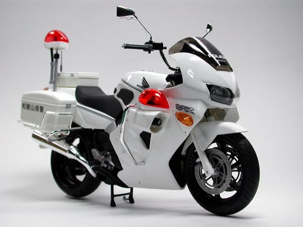 honda vfr 800 police