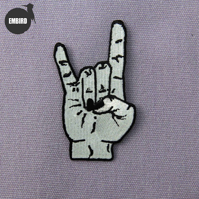 Cerita Dibalik Terciptanya Simbul atau Isyarat Tangan, Tidak Seperti yang Anda Tau Sekarang