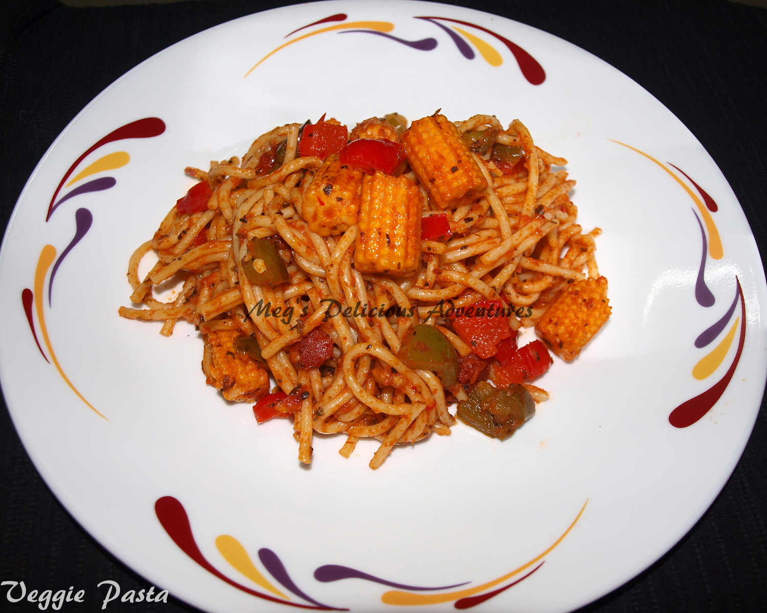 Meg's Delicious Adventures: Veggie Pasta (Spaghetti with baby corn, red