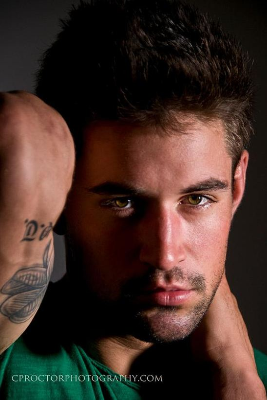 benjamin-godfre-kissing-a-guy-katy-perry-sex-adult-picture