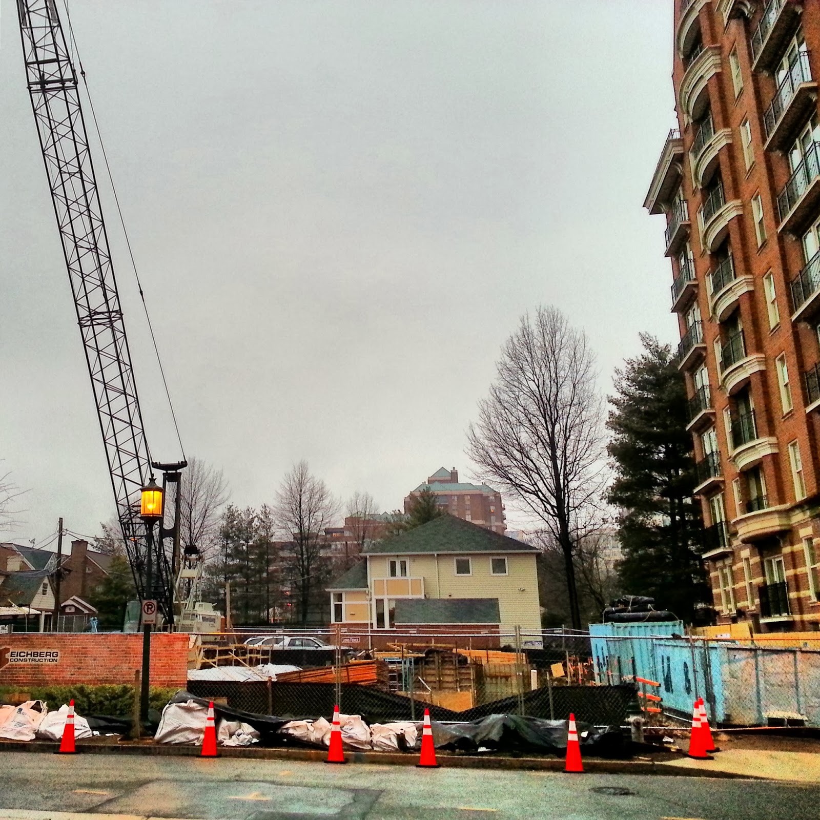 Robert Dyer Bethesda Row 4825 MONTGOMERY LANE LUXURY CONDOS BETHESDA CONSTRUCTION UPDATE