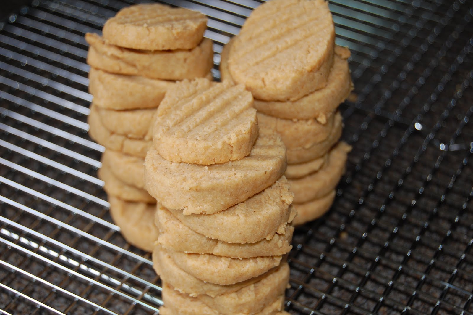kitchen-curiosities-and-more-whole-wheat-cheese-crackers
