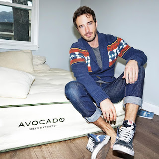 Barefoot Soap Actors : General Hospital's Ryan Carnes