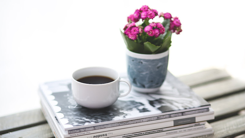 2 Drink - Coffee & Magazines