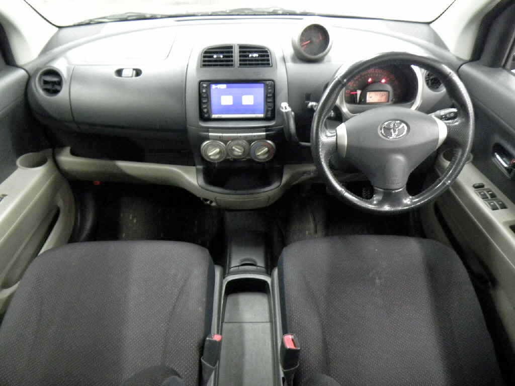 Разборка и снятие панели приборов Toyota Yaris - Форум AutoPeople