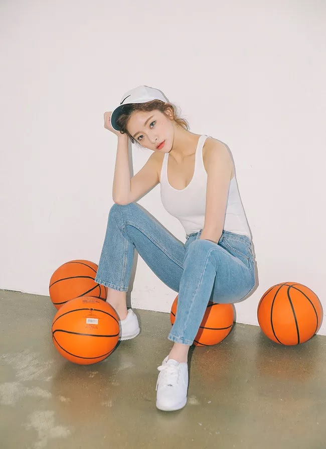 15 bộ cánh cam đoan sẽ làm bạn muốn diện giày đế cao sneaker bất chấp nóng bứ7c
