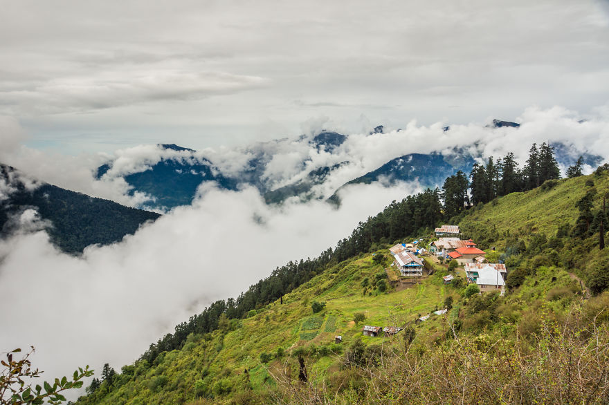 Trekking routes are reopening and the resilient Nepali people are finding their feet - I Traveled To Nepal Before, During, And After The Earthquake, And You Should Come There In 2016 Trekking routes are reopening and the resilient Nepali people are finding their feet - I Traveled To Nepal Before, During, And After The Earthquake, And You Should Come There In 2016