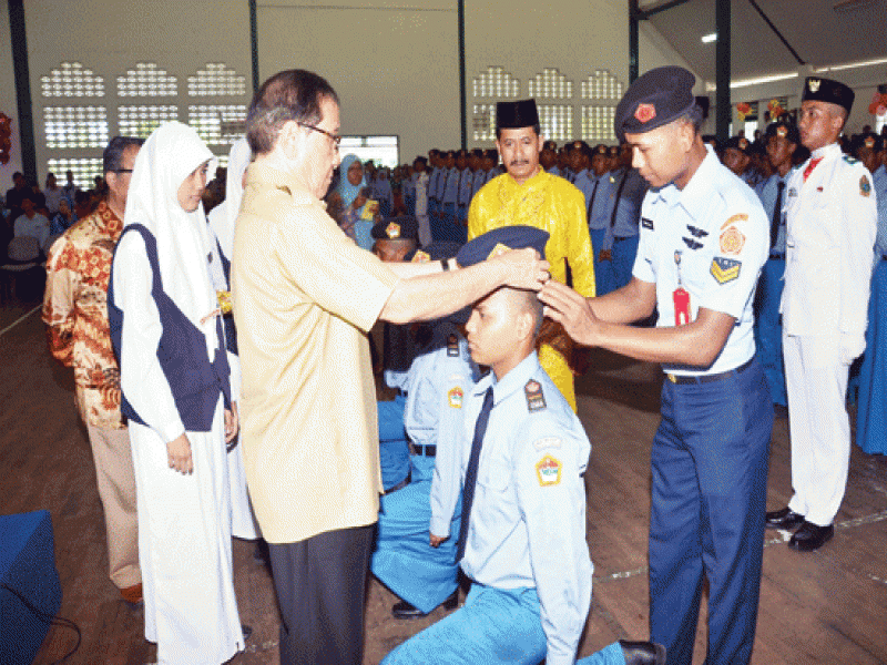 Akbar Tanjung: SMAN Matauli Sekolah Terbaik di Indonesia Akbar Tanjung: SMAN Matauli Sekolah Terbaik di Indonesia