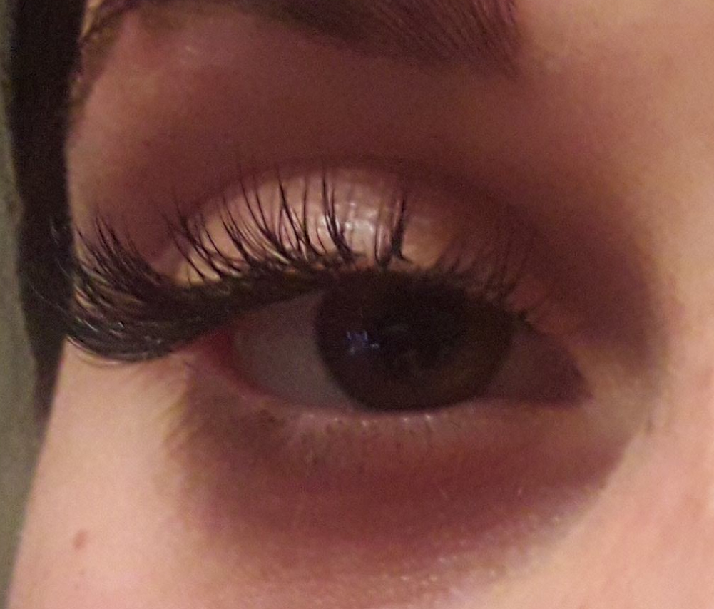 Ресницы 2д мокко. Глаз наращивание ресниц. Красивые глаза с нарощенными ресницами. Красивый глаз с ресницами. Ресницы наращивание 2д карие глаза.