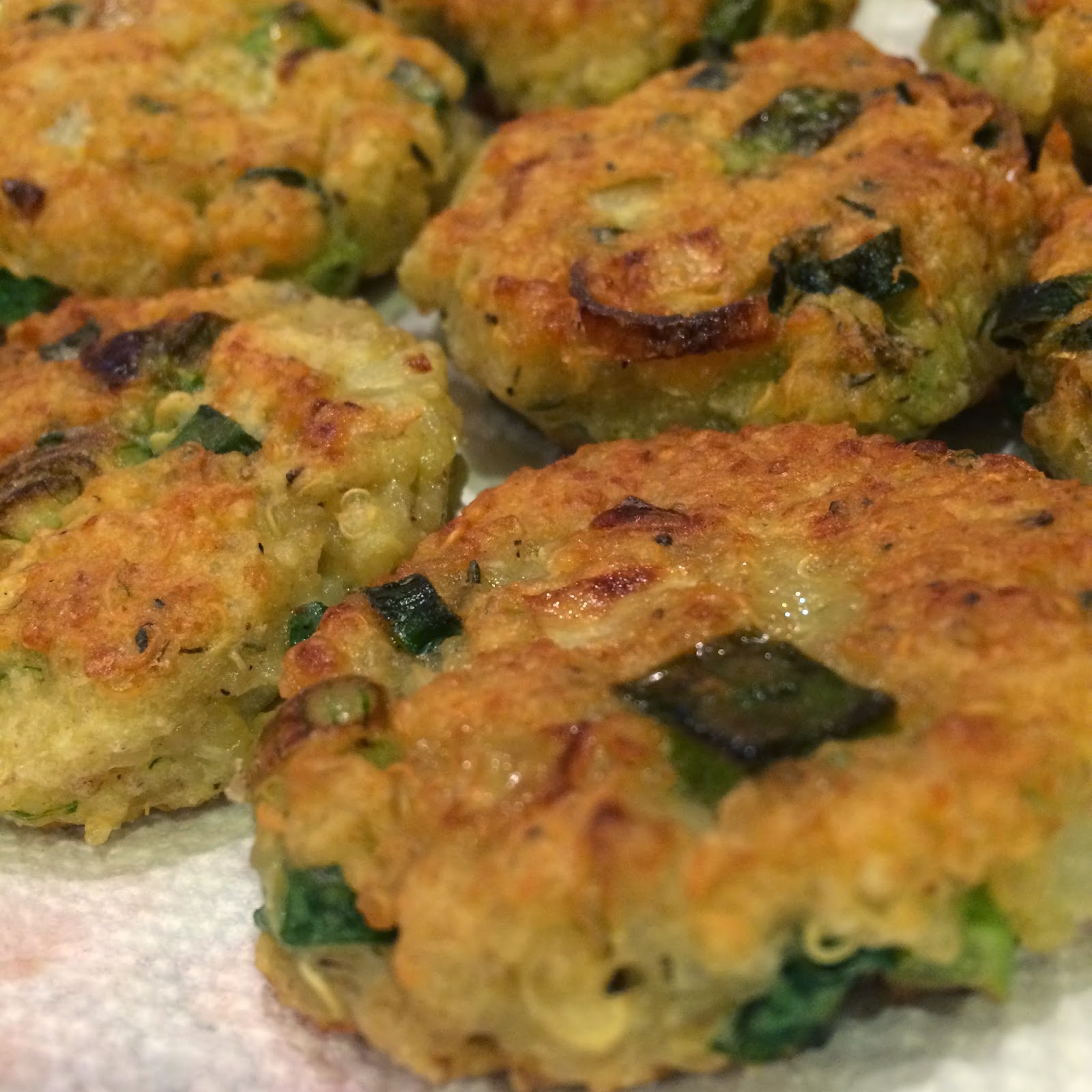 Fit Pantry Quinoa Parmesan Crisps