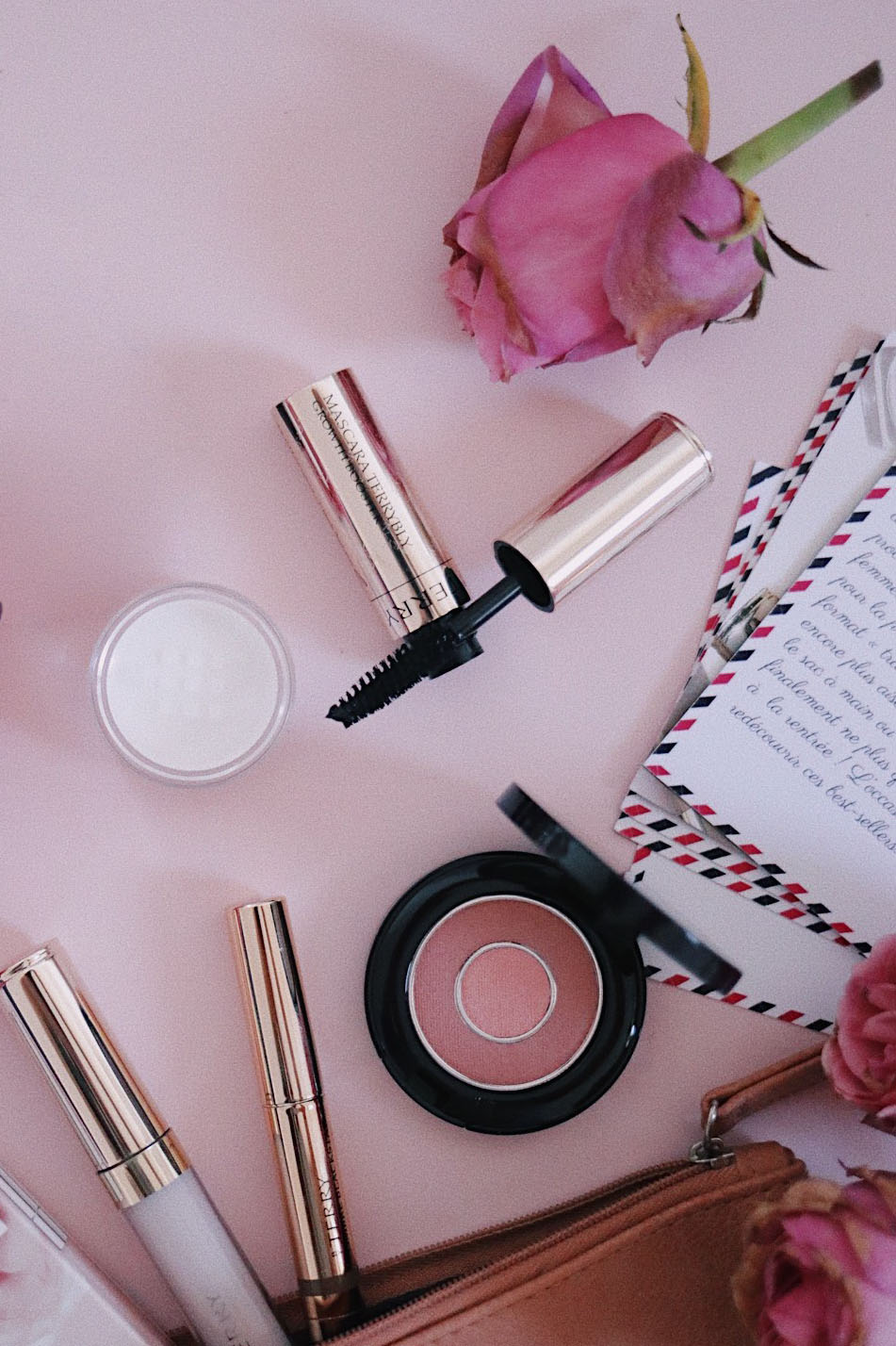 BY TERRY , TRAVEL SIZE , FORMAT VOYAGE , mascara Terrybly,Ombre Blackstar,Compact-Expert Dual Power,Baume de Rose , Hyaluronic Hydra Power , rose mademoiselle , rosemademoiselle , blog beauté , Paris , revue , avis ,