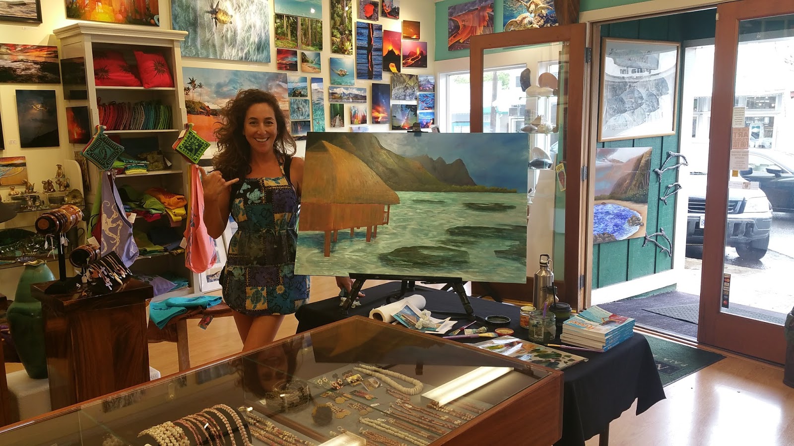 McCartney Tropical Expressions Spotlight on Art Gallery Maui Hands