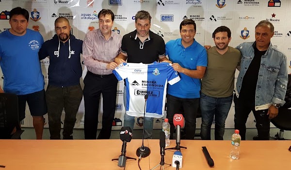 Oficial: Antofagasta, renueva el técnico Ameli