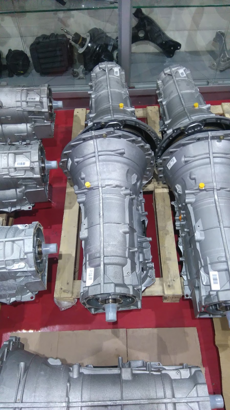 LR078391..LAND...LR044775....LR043325...LR071402....zf 8hp70 gearbox 8hp70 getriebe..8hp70x