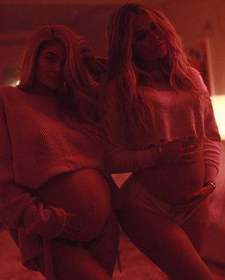 Luxury Makeup - (Kylie jenner and khloe kardashian’s Baby bumps pic and video)