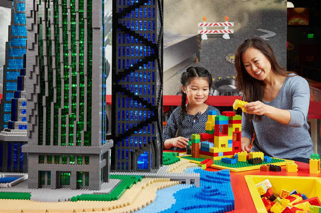 LEGOLAND Discovery Center Philadelphia Earthquake Tables, Plymouth Meeting Mall, fun things to do with kids in Philly