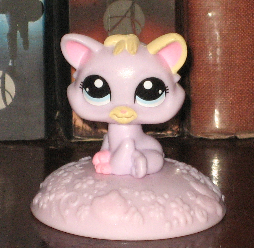 Percy's Fast Food Toy Stories White Cat Littlest Pet Shop McD