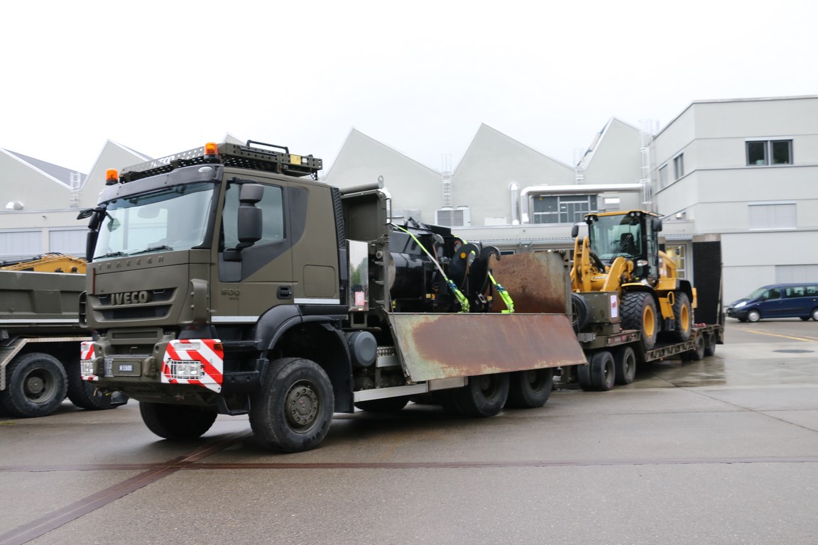MilitaerfahrzeugsammlungHilfikon Jubi AMP Othmarsingen 2018
