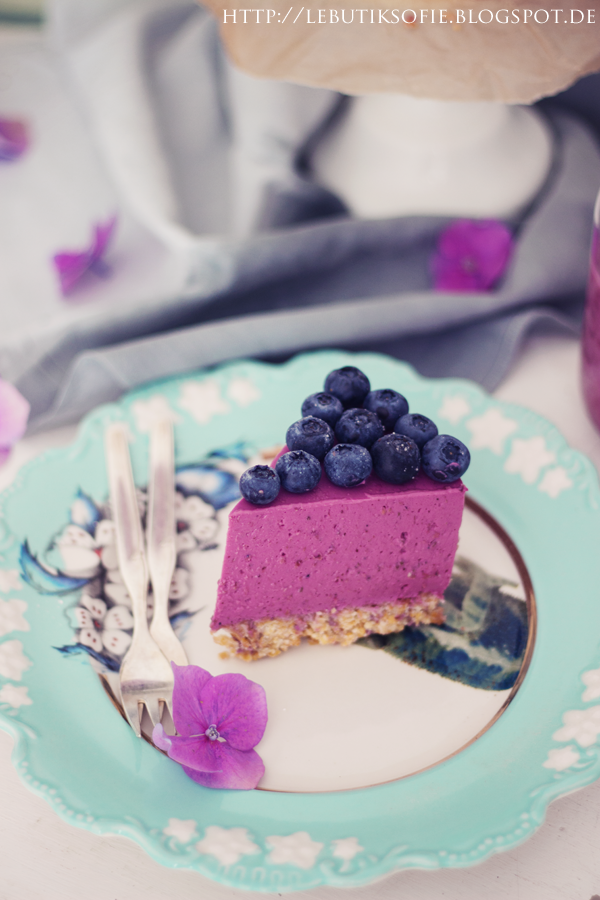 Blaubeer Lavendel Quark Torte in Radiant Orchid | Sofies Haus | Bloglovin’