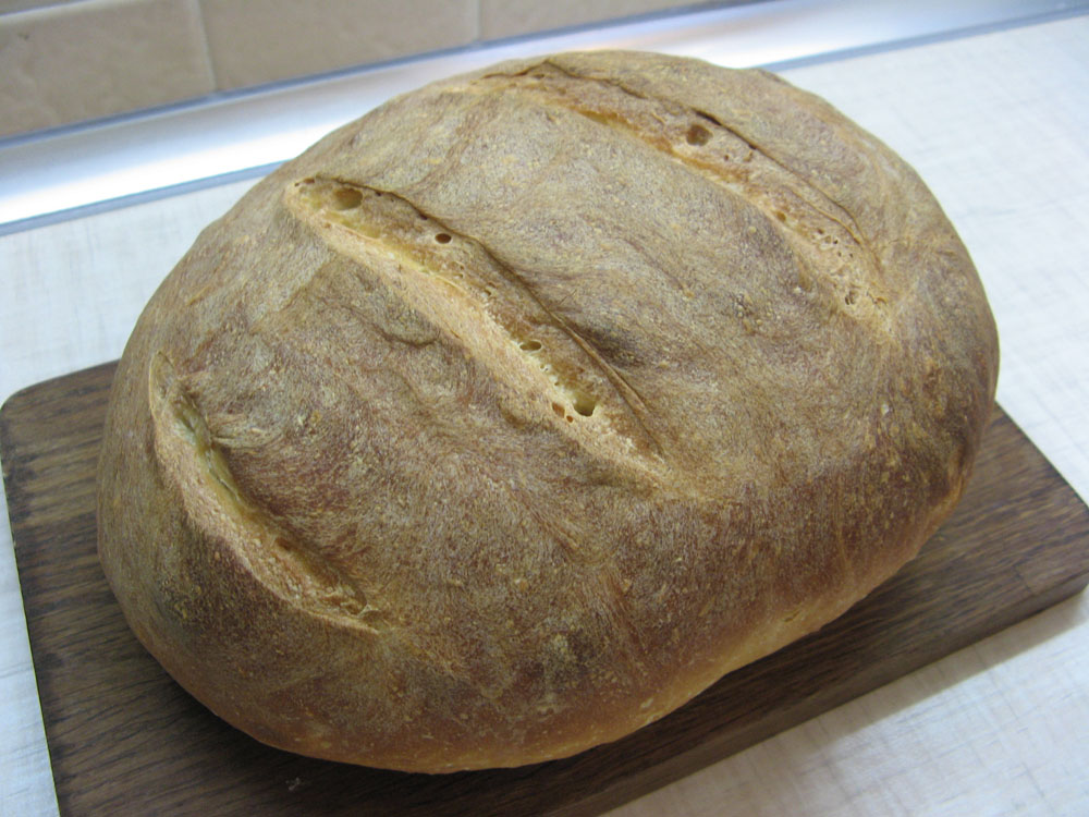 Хлеб на сыворотке в духовке в домашних. Хлеб на сыворотке в духовке с дрожжами. Хлеб в духовке в домашних на сыворотке. Чеченский хлеб на сыворотке. Вкусный хлеб домашний на кефире в духовке.