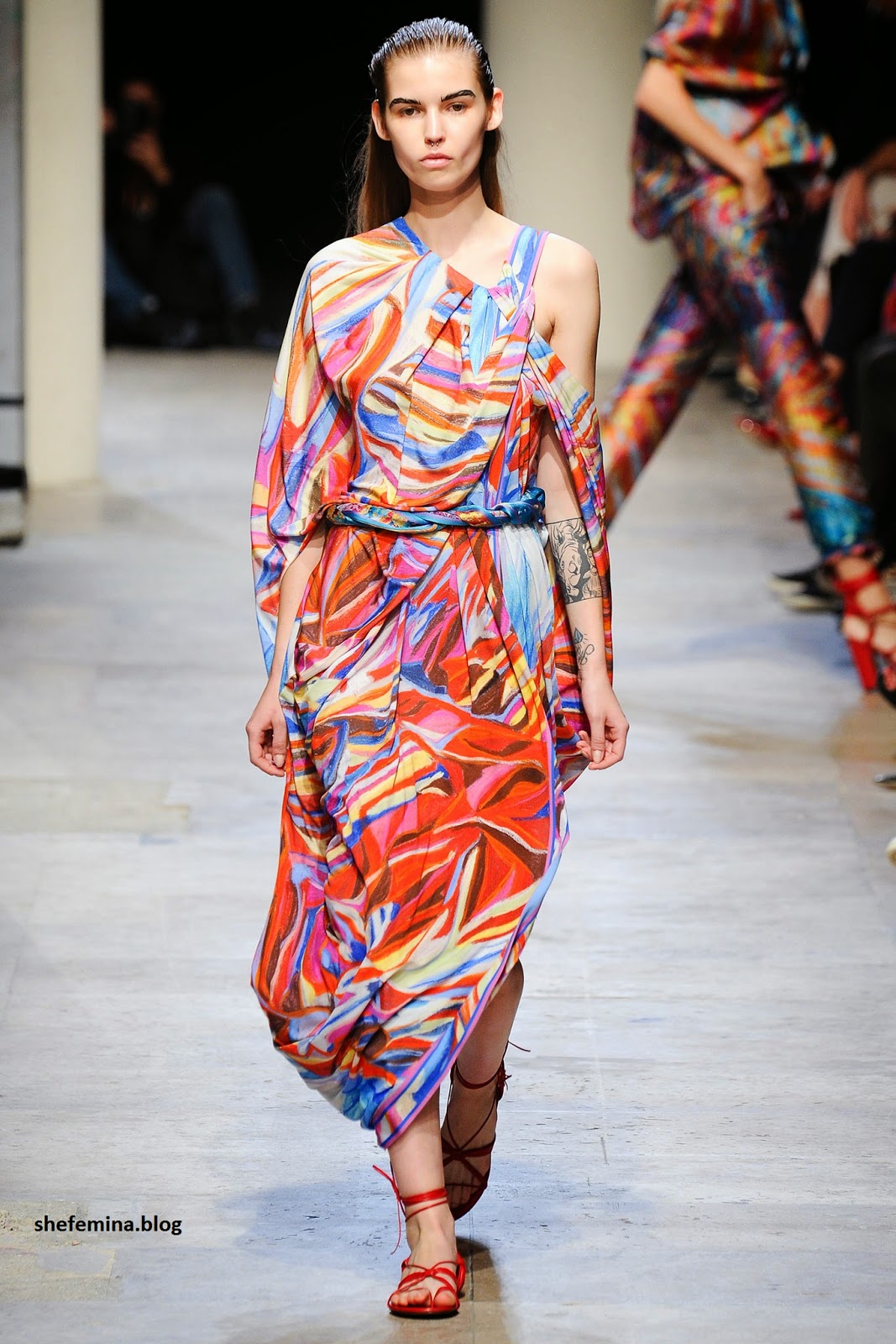 Leonard Spring/Summer 2015 Fashion Show at Paris Colorful Dresses see ...