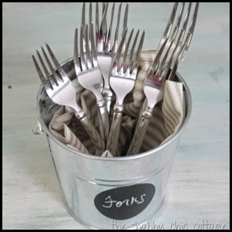 Dollar Store Crafter DIY Chalkboard Labels