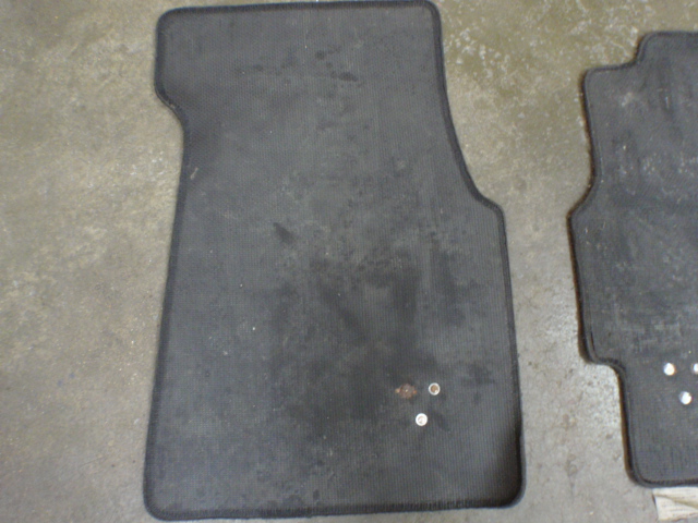 Honda%2BIntegra%2BType-R%2BDC2%2B1%2BSet%2BGenuine%2BCarpet%2BMats%2B%252812%2529.JPG