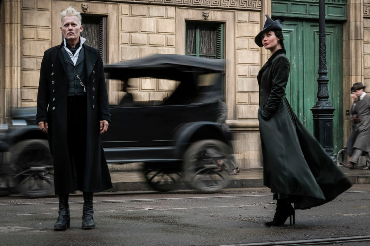 Johnny Depp as Gellert Grindelwald in Fantastic Beasts and the Crimes of Grindelwald