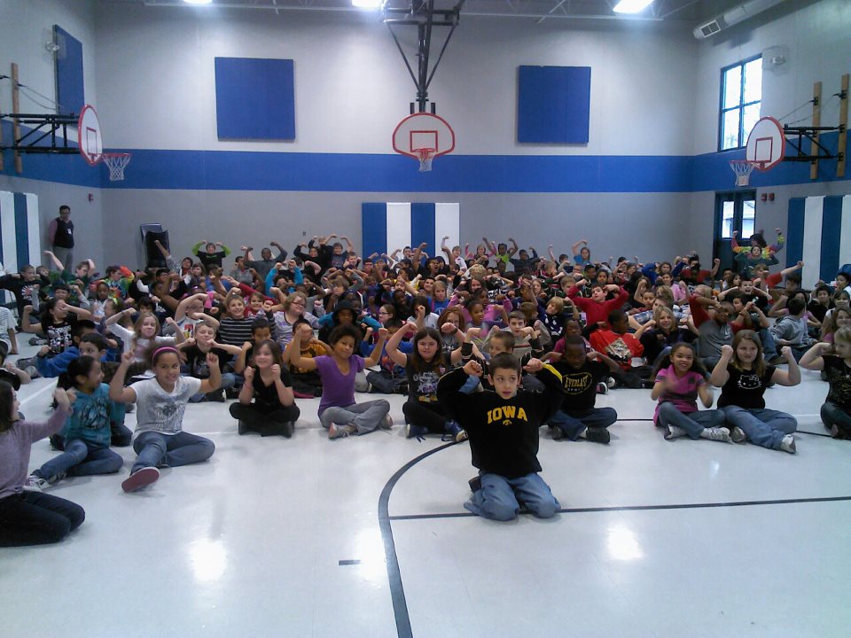 Workouts that Work with Amy! Fitness Fun Friday Oak Park Elementary