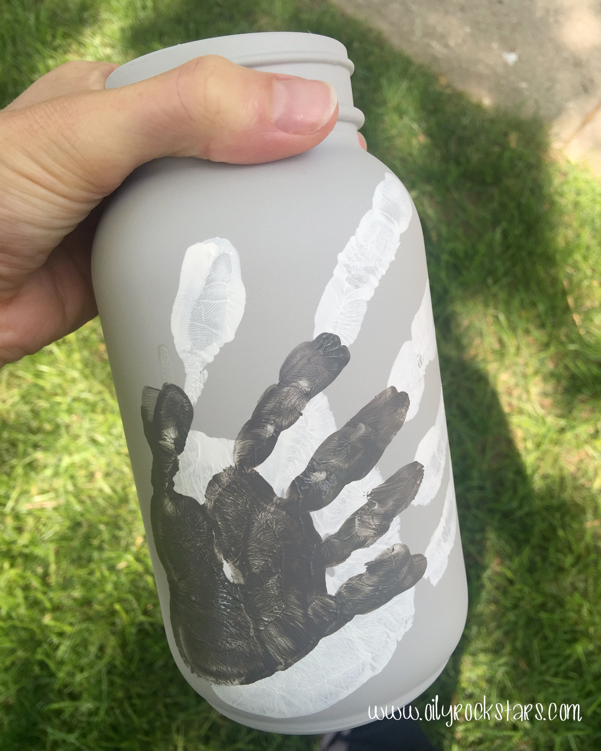 DIY Handprint Vase... Making Memories Oily Rockstars