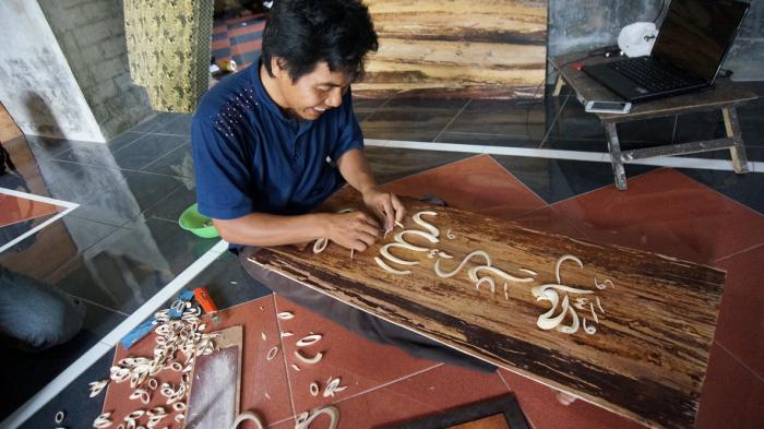 Kerajinan Bambu Tradisional: Inspirasi Produk Bernilai Seni Tinggi