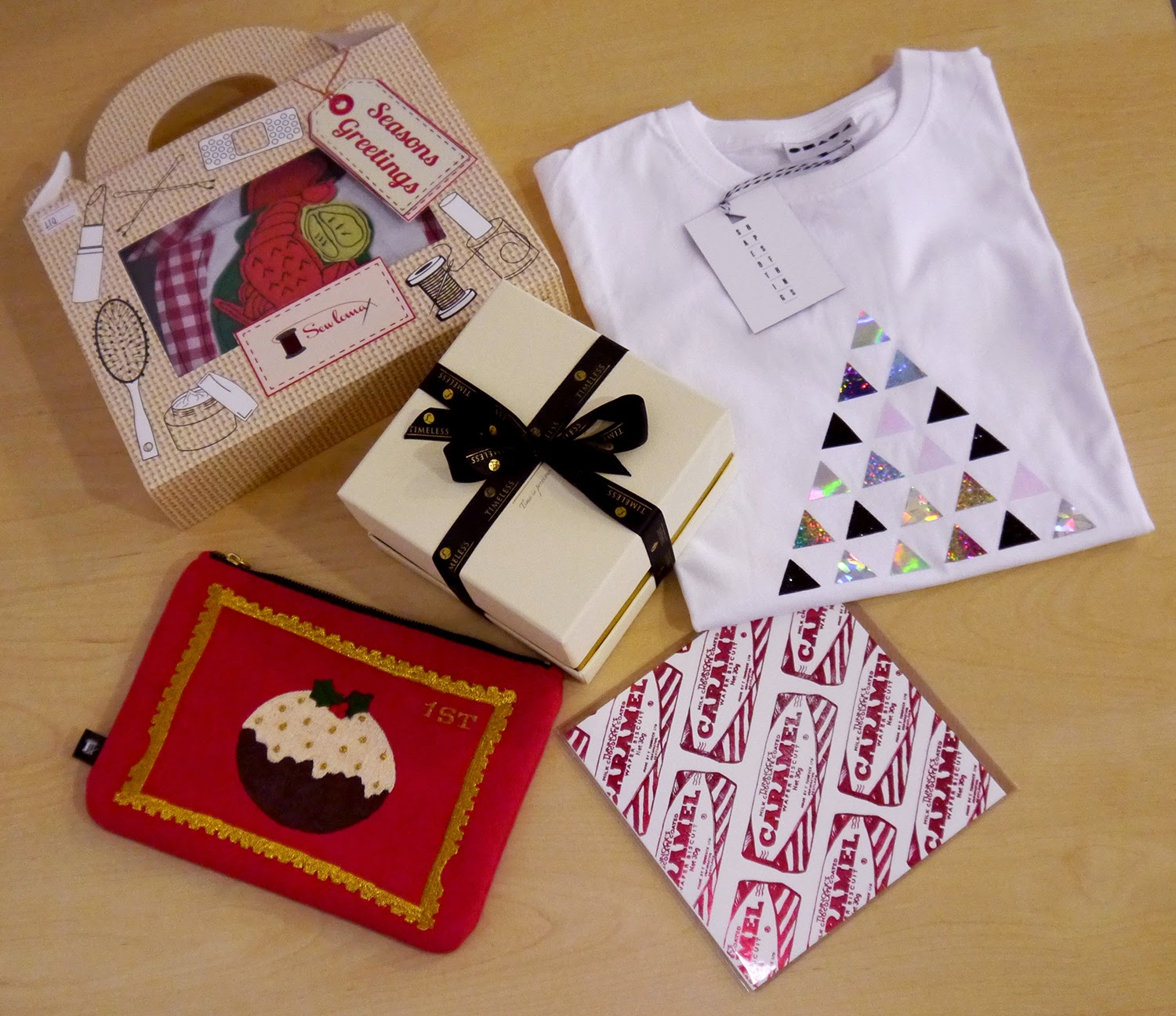 The Wardrobe Gift Guide Wear Eponymous, The Wardrobe, Glasgow Fort, Glasgow Pop Up Shop, Shop Display, Scottish Design, gift guide, christmas shopping inspiration