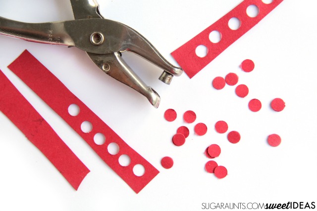 Use strips of paper to build hand strength
