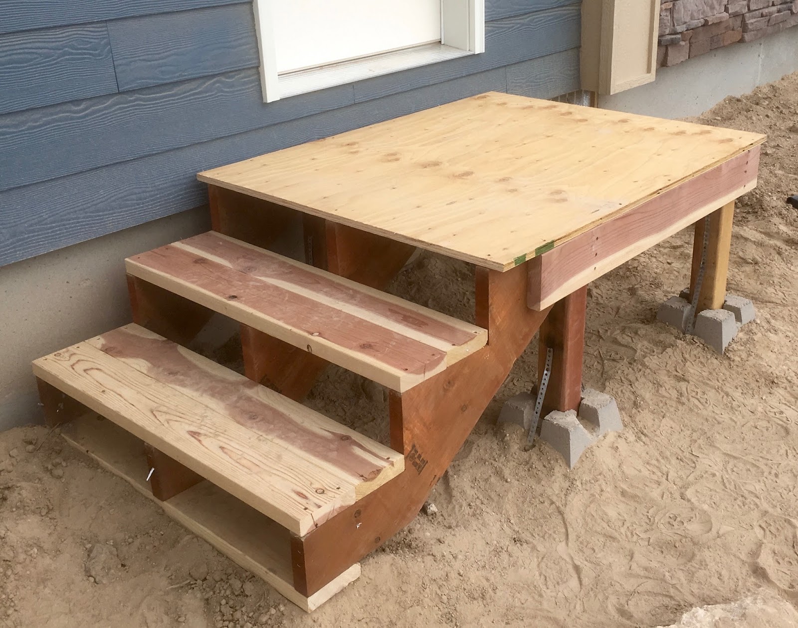 Syonyk's Project Blog: Building Temporary Stairs with redwood